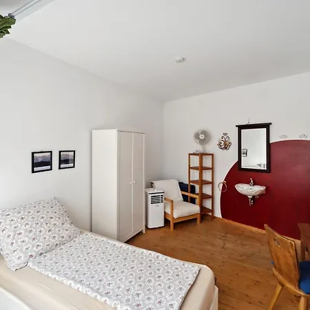 Spiegl By Interhome *